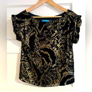 Beautiful Alice and Olivia Black and Gold Damask Top - Size XS